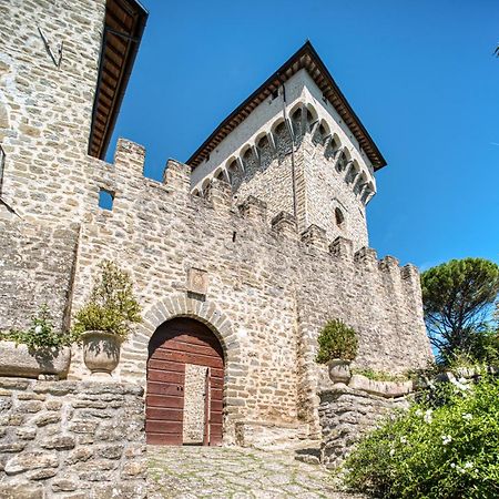 Castello Di Magrano Villa กุบบีโอ ภายนอก รูปภาพ