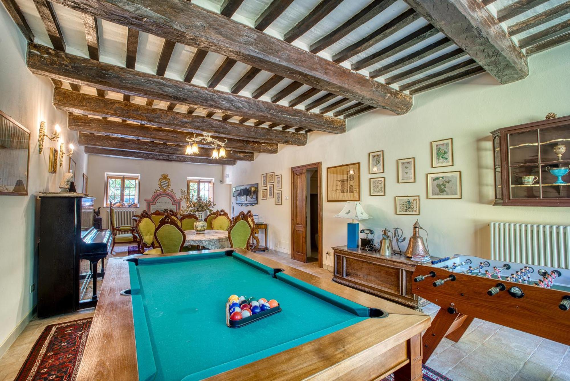 Castello Di Magrano Villa กุบบีโอ ภายนอก รูปภาพ